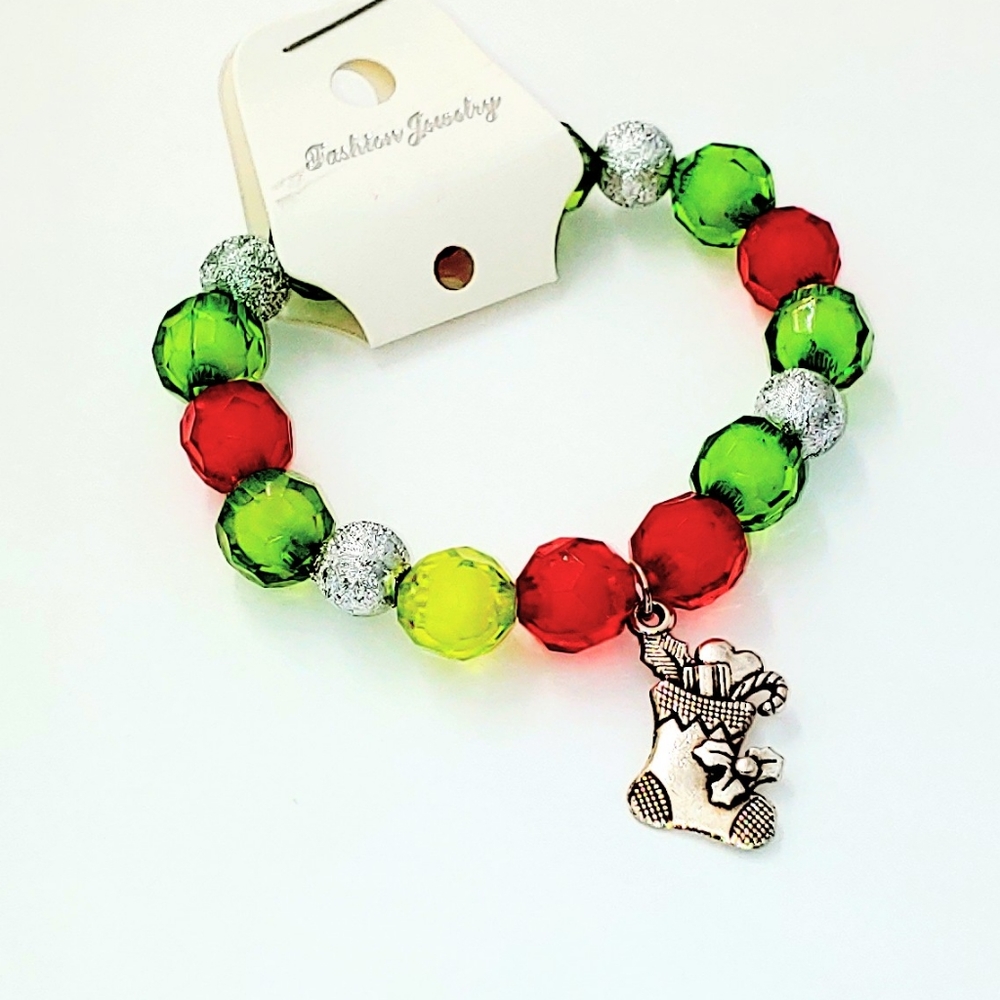 261C92. Red Green & Silver Bracelet & Stocking Charm